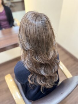 クオレ 豊岡駅前(Cuore) 大人の白髪ボカシカラー