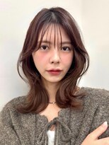 アビー(ABBEY3)&nbsp;くびれミディアムレイヤーカットハッシュカット銀座外はね内巻き