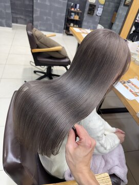 黒髪/クラゲヘアー/オリーブグレー/小顔/ココアベージュ/佐倉