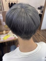 クルール+&nbsp;【初ブリーチ◎】メンズ透明感グレーカラー