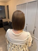 ジェリカヘアー サンフラワー通り(Jlica hair) ミルクティーベージュ×ぷつっとボブ