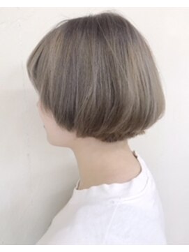 アップル(APPLE) ハイトーンマッシュショート