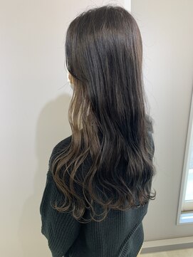 ヘアーアンドビューティーザ エフ(Hair Beauty the F) 【ブリーチなしのイヤリングカラー】