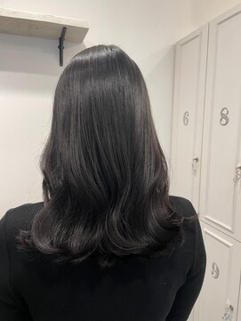 ティラベント 南船場店(tiravento) 韓国カット/韓国巻き髪/艶髪/10代/20代