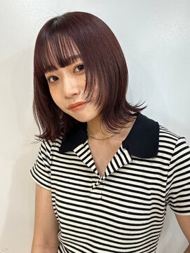 アイトーキョーエス 渋谷(AI TOKYO S) 斜めバング/シルキーベージュ/ブラントカット[渋谷駅]