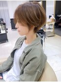 大人可愛い前髪ありひし形耳掛けマッシュショートボブ30代40代