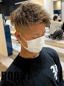 ルースト 渋谷店(ROOST) ツイスト×ブラウン金メッシュ