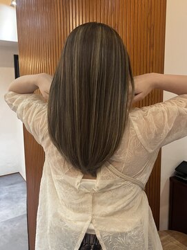 トワ(toi) オリーブベージュハイライト/横浜/横浜駅