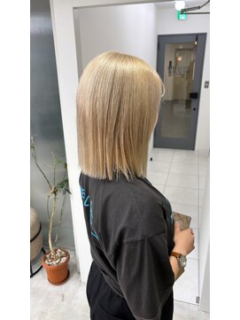 エイトサッポロ 札幌大通り店(EIGHT sapporo) ブロンドベージュ