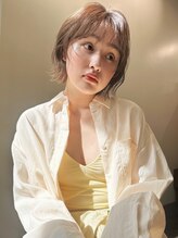 《MISA》....洗練されたお洒落ハイトーン... 〈Instagram〉@misa__neelu