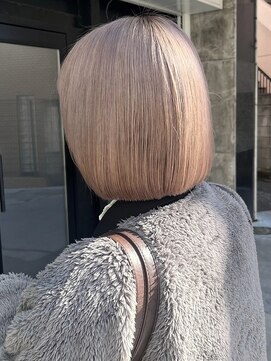 ミル(1001 mille) イルミナカラー/カラー/ベージュカラー/切りっぱなしボブ