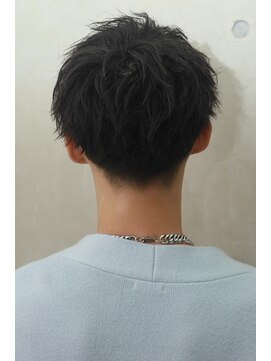 リップス 横浜(LIPPS) 無造作に散るツイストスパイラル