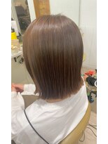 ヒラソル(girasol)&nbsp;愛され外ハネぱっつんボブ/ハイトーンカラー/軽めボブ