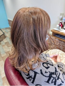 ヘアーメイクルーム ラルジュ(Hair Make Room Large) ウルフ