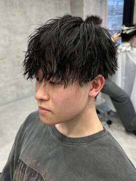 シャイン 大宮(SHINE) メンズカット/パーマ/ヘッドスパ/ブリーチ/眉毛/韓国/大宮/Men's