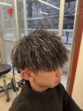 フライ 東通り店(Frei) パイルツイスト