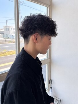 ウェルズ グランデ 奈良店(Well's GRANDE) スパイラルパーマのメンズショート