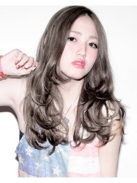 サバービア(suburbia) 『 カット + ブリーチ + ヨーロピアングレージュ 』BL2