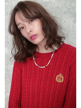 アリー 原宿 表参道(ALLY) [ALLY阿部]人気のスモーキーグレージュ×シースルーウェーブ