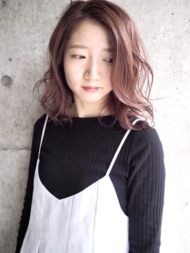 アムト(amt.) 【amt.】ゆるウェーブ×ピンクベージュ