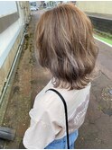 ハイライトのグレージュ