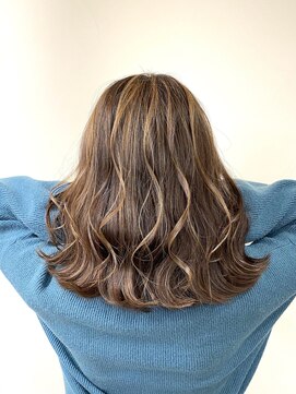 ロア フィリア(LORE Philia) カラーマジック【ハイライト×ブラウンベージュ】