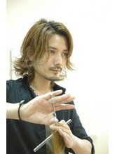 《Stylist/Owner》　鈴木　篤　－Suzuki　Atsushi－