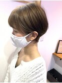 ショートボブ