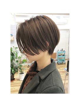 レンク(LENC) Coast.ハンサムショート×グレージュカラー×小顔ショート