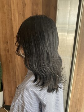 アヴァンス 天王寺店(AVANCE.) ブルーブラック×透明感