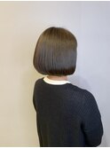 20代30代40代前下がりストレート大人ボブリップライン