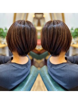 リッチ 横須賀中央店(Rich) 大人 ツヤ髪◎襟スッキリショート【横須賀中央】
