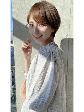 ディーエックス スリー(Dxxxx III) ショートヘア[ショート/ボブ/韓国/トリートメント/縮毛矯正