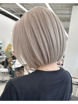 エゴル ナゴヤサカエ(ENGOL NAGOYA SAKAE) 保存必須【海外風ハイトーンボブ】ミルクティーグレージュカラー