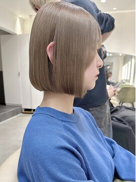 ロンドネートゥル 新潟(Lond naitre) ペールベージュパッっとボブ