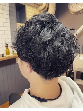 メンズサロン エクシア ブラト(brat) スパイラルパーマMIXスタイル ニュアンスデザイン