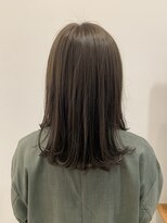 レナークルグラン(LENAHC Le grand)&nbsp;ミディアムストレートスタイル