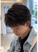 フェザーパーマショート黒髪センターパートマッシュニュアンス