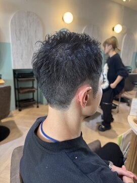 アンフィ 矢向(Anphi) 1-16 メンズショート