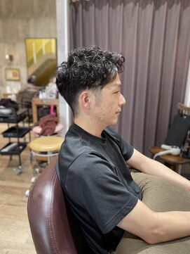 アーチ(ARCH) 短め強めパーマ