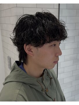 オーシャントーキョーセンダイ(OCEAN TOKYO SENDAI) シャドウパーマ黒髪無造作波巻きメンズマッシュウルフ仙台