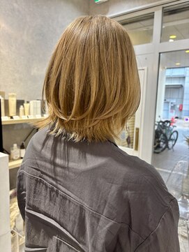 ミモザ(Mimosa) Mimosa レイヤーボブ くびれヘア