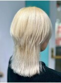 【ウルフ×ホワイトブロンド】池袋美容室