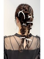 アイビー(Ivy)&nbsp;Ribbon★ツインテールアレンジ