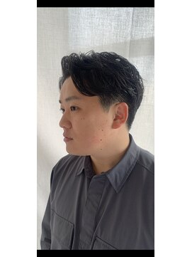 バーバーコモンズ(BARBER COMMONS) 毛流れパーマスタイル