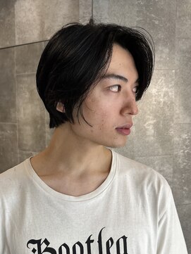 ピークアブー 原宿ハラカド(PEEK-A-BOO) 大人ニュアンスパーマ、メンズセンターパート、黒髪