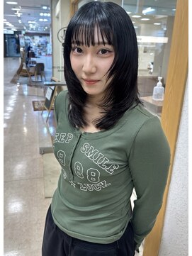 モリオ フロム ロンドン サッポロファクトリー店(morio FROM LONDON) morio 札幌  レイヤーカット