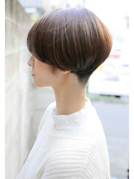 カライングドゥ(ing deux) 【+~ing deux】刈り上げ丸みショート3Dカラー【畠山竜哉】