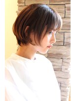 ３０代４０代大人可愛いショートボブ　シルエットが綺麗