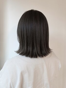 ネイヴィル オモテサンドウ(navile omotesando) 【yuka】9トーンオリーブグレージュ×外ハネボブ